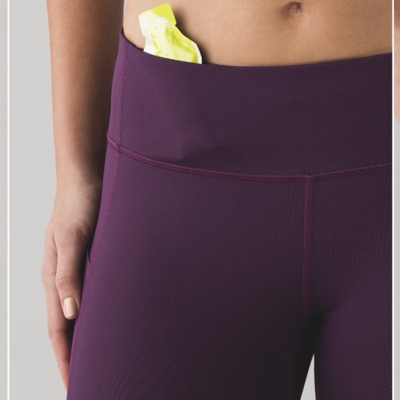 Lululemon Pace Rival Crop (22") Darkest Magenta - Picture 5 of 15